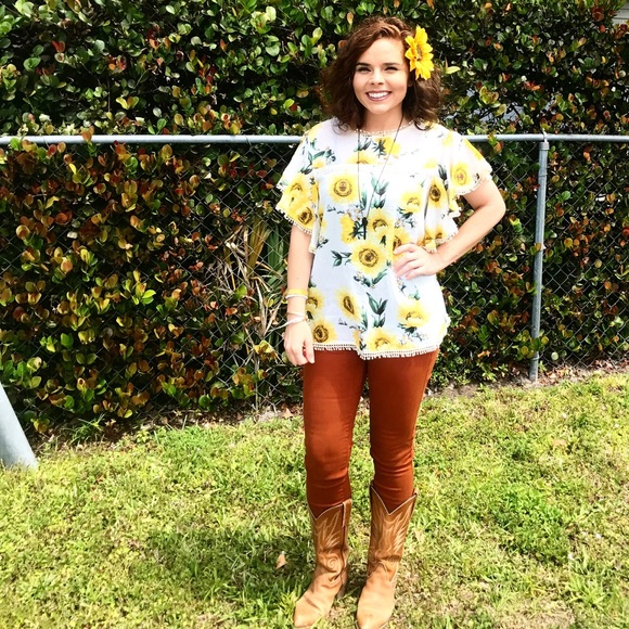 Meet your Posher, Ashleydawn - Picture 3 of 8